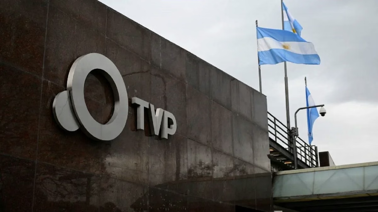 El Gobierno prepara un cambio de nombre y marca para la Televisión Pública